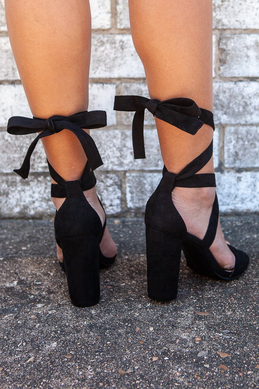 "That's A Wrap" Lace Up Heels (Black)