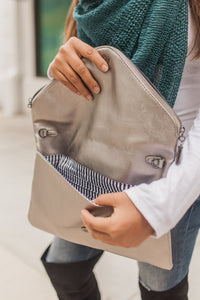 Davina Envelope Clutch (Pewter)