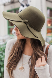 "The Fall Trend" Floppy Hat (Olive)