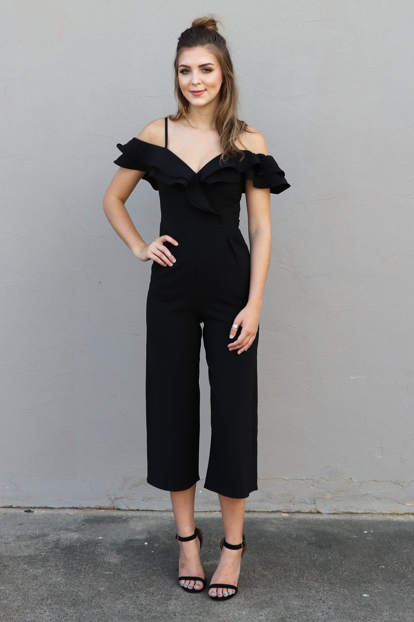 "The Style Icon" Ruffle Jumpsuit (Black)