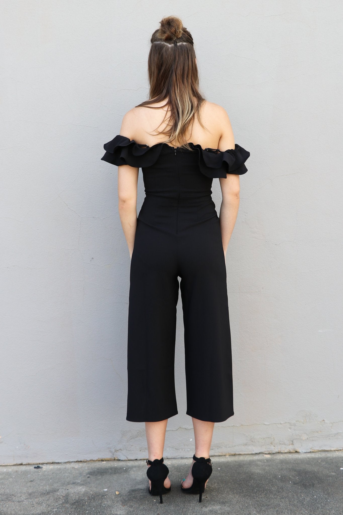 "The Style Icon" Ruffle Jumpsuit (Black)