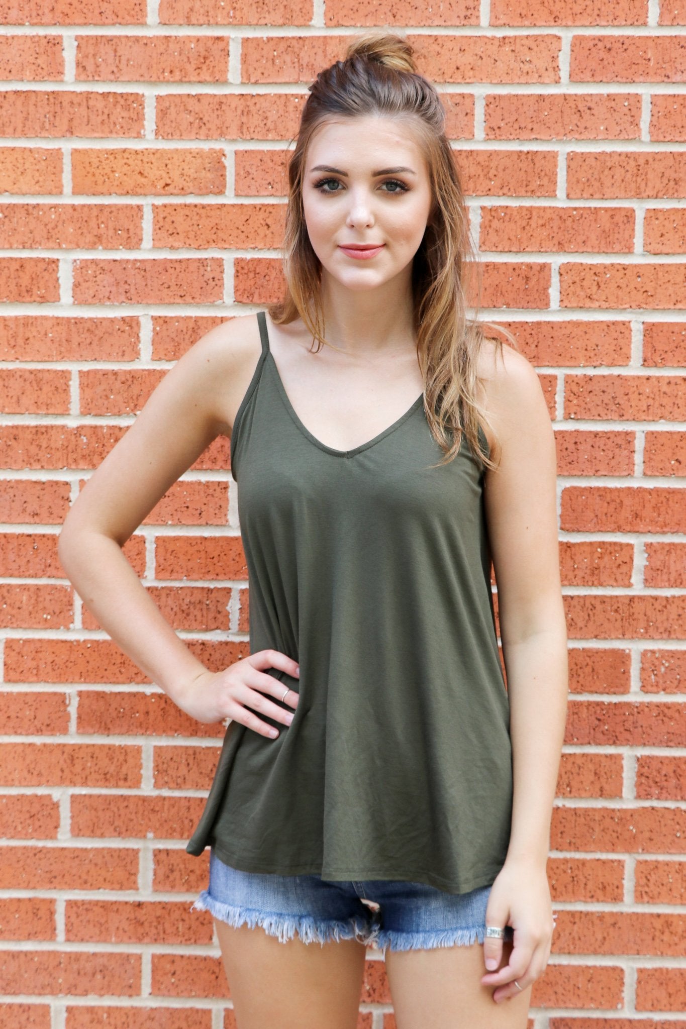 "Casual Chic Vibes" Tank Top (Olive)